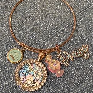 Charm bangle